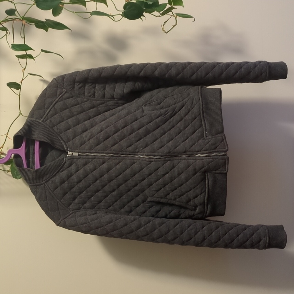 Quilted bomber jacket